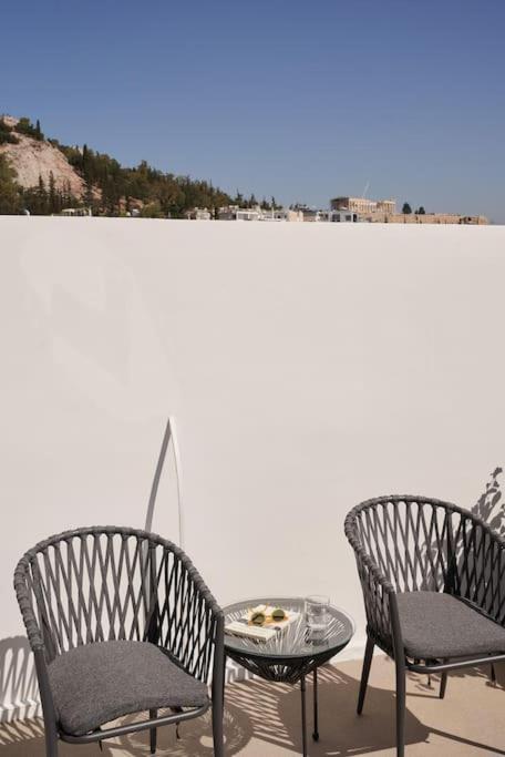 Apartment A Sunkissed Retreat Under The Acropolis *